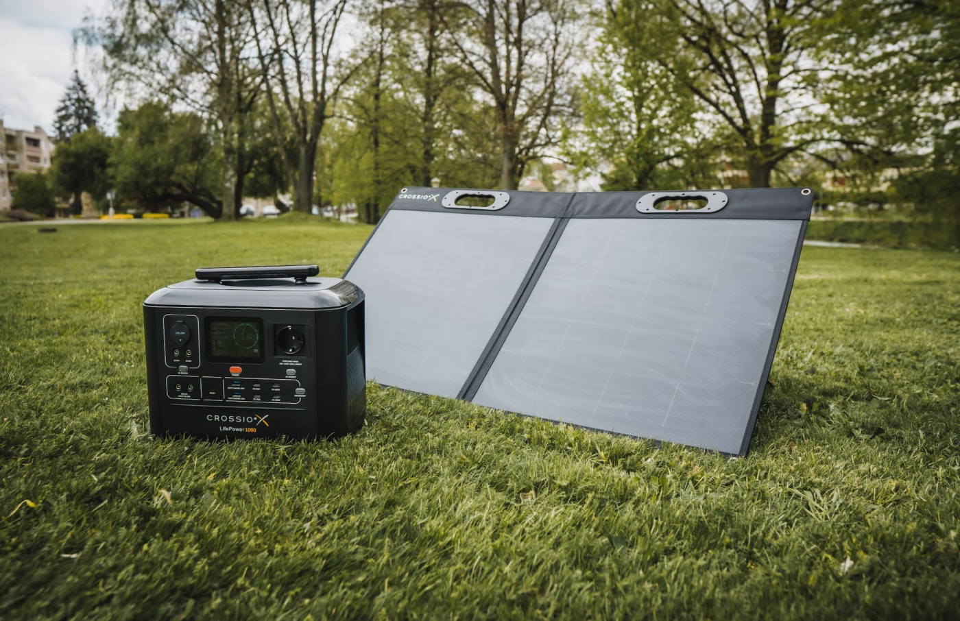 Solarní CROSSIO LifePower 1000 - Bateriová nabíjecí stanice | Crossio.cz